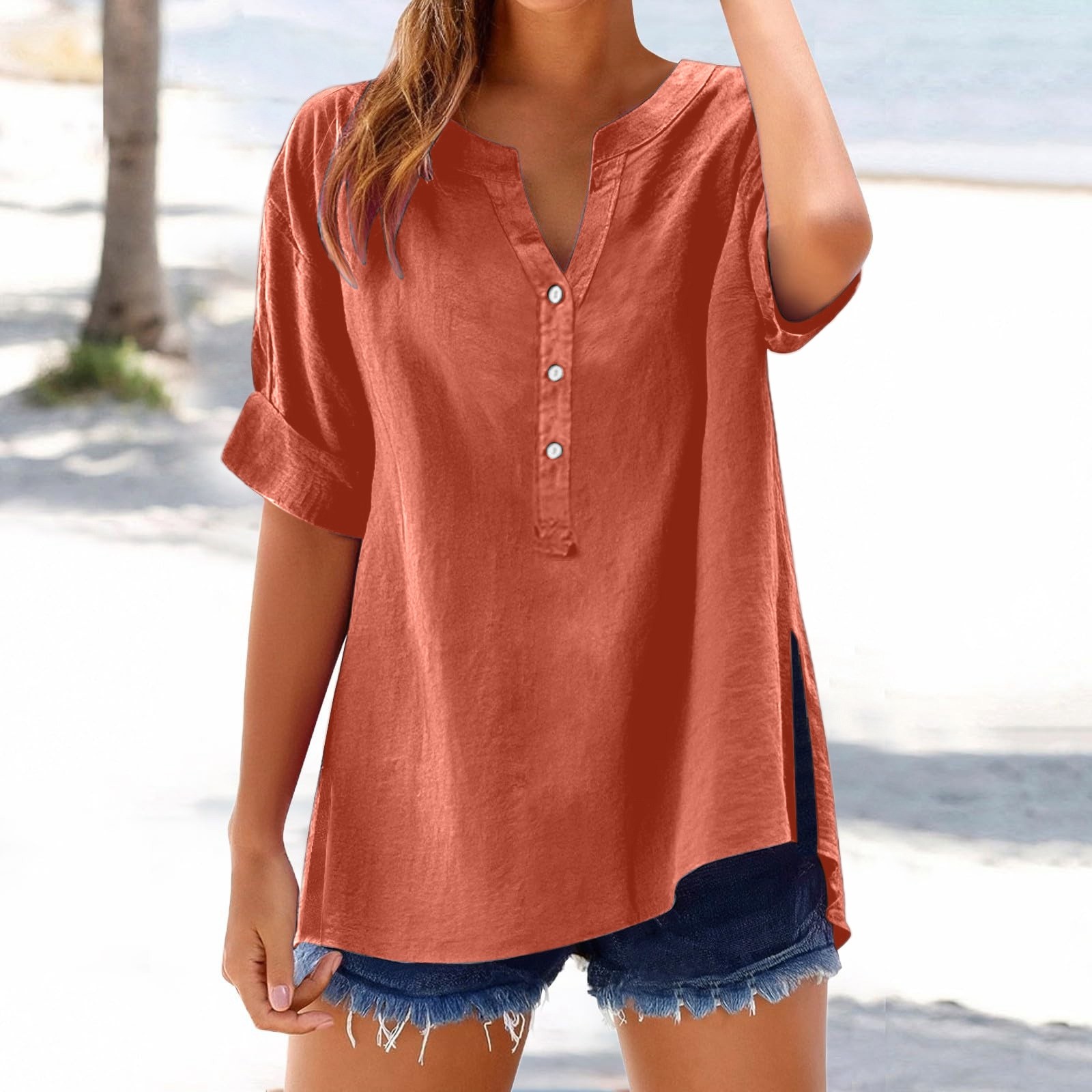 thumbnail image 2 of Camisa informal de manga larga con cuello en V para mujer: color liso, poliéster, versátil para combinar con vaqueros/pantalones, ideal para llevar a diario en primavera/verano., 2 of 7